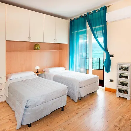 Letojanni-taormina Apartment