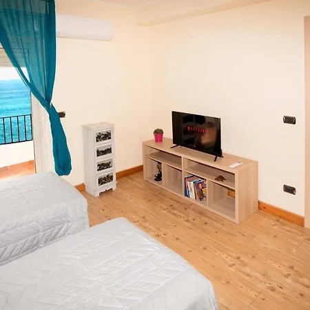 Letojanni-taormina Apartment *