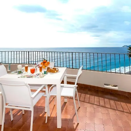 Letojanni-taormina Apartment